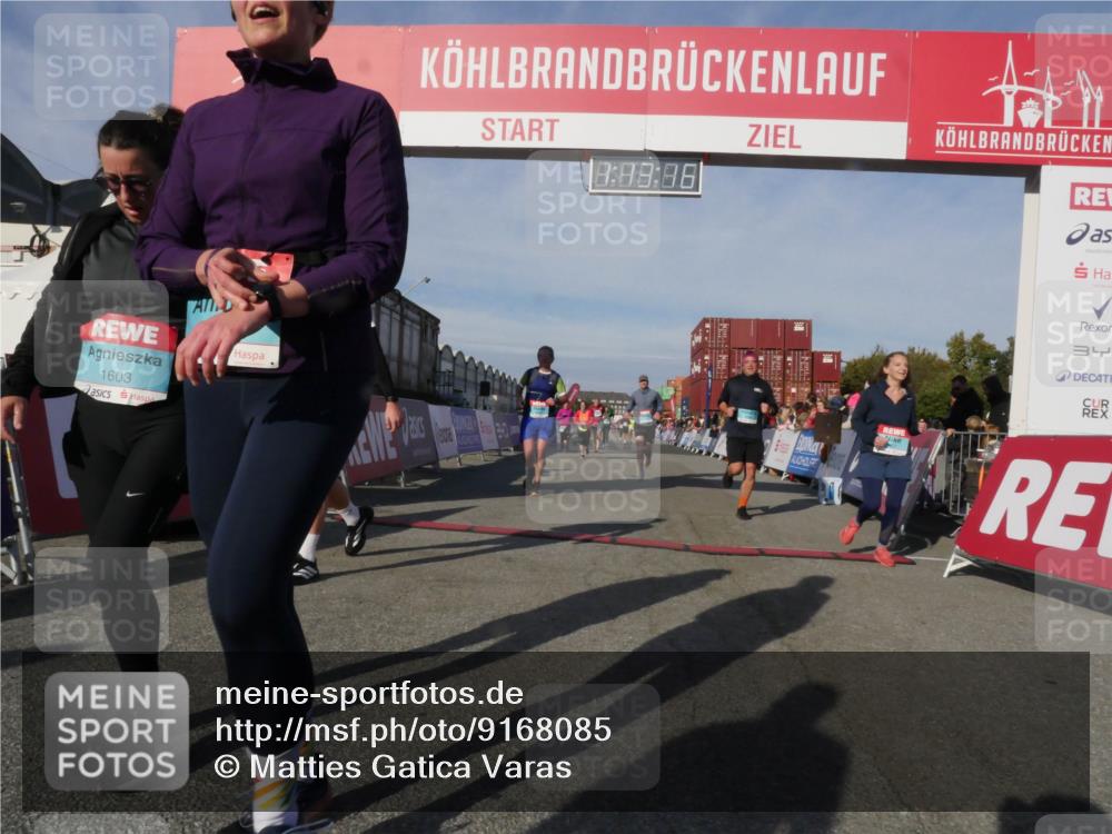 03.10.2025 - Köhlbrandbrückenlauf Matties Gatica Varas http://msf.ph/oto/9168085 03.10.2025 10:13:18 Ziel 1327, 1388, 1621, 3146, 3186, 3197, 3375, 3601, 3691, 3798 meine-sportfotos.de