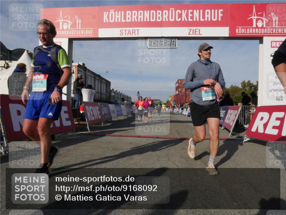 03.10.2025 - Köhlbrandbrückenlauf Matties Gatica Varas http://msf.ph/oto/9168092 03.10.2025 10:13:21 Ziel 1260, 1388, 1621, 2687, 3186, 3197, 3601, 3798 meine-sportfotos.de
