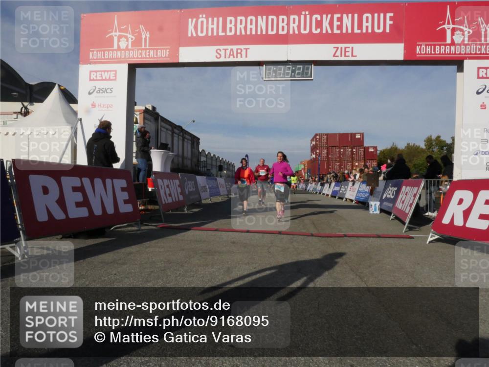 03.10.2025 - Köhlbrandbrückenlauf Matties Gatica Varas http://msf.ph/oto/9168095 03.10.2025 10:13:23 Ziel 1227, 1260, 1388, 1621, 2209, 2687, 3186, 3197, 3601, 3798 meine-sportfotos.de