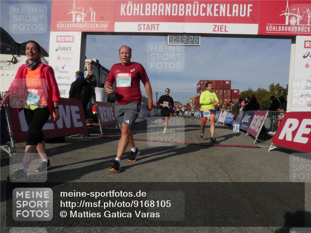 03.10.2025 - Köhlbrandbrückenlauf Matties Gatica Varas http://msf.ph/oto/9168105 03.10.2025 10:13:28 Ziel 1181, 1191, 1227, 1260, 1611, 1621, 2209, 2687, 3371, 3473 meine-sportfotos.de