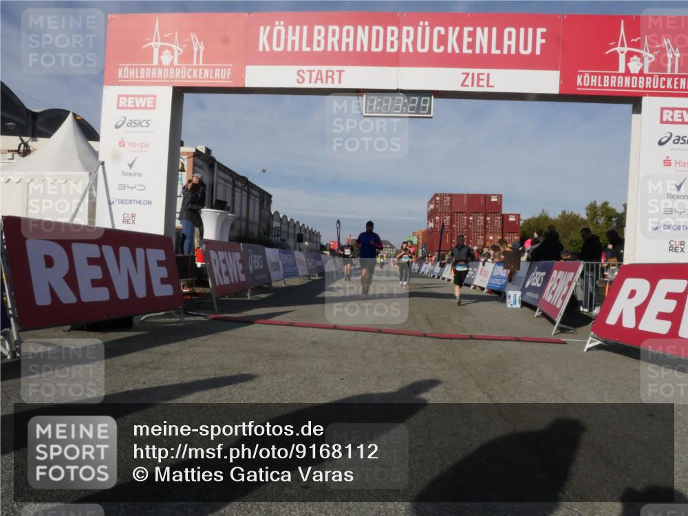 03.10.2025 - Köhlbrandbrückenlauf Matties Gatica Varas http://msf.ph/oto/9168112 03.10.2025 10:13:31 Ziel 1181, 1191, 1227, 1260, 1611, 2209, 2687, 3371, 3473 meine-sportfotos.de