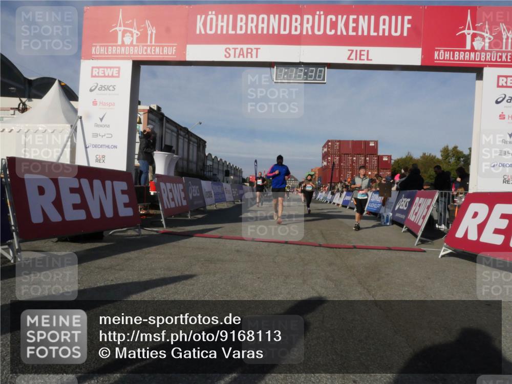 03.10.2025 - Köhlbrandbrückenlauf Matties Gatica Varas http://msf.ph/oto/9168113 03.10.2025 10:13:31 Ziel 1181, 1191, 1227, 1260, 1611, 2209, 2687, 3371, 3473 meine-sportfotos.de