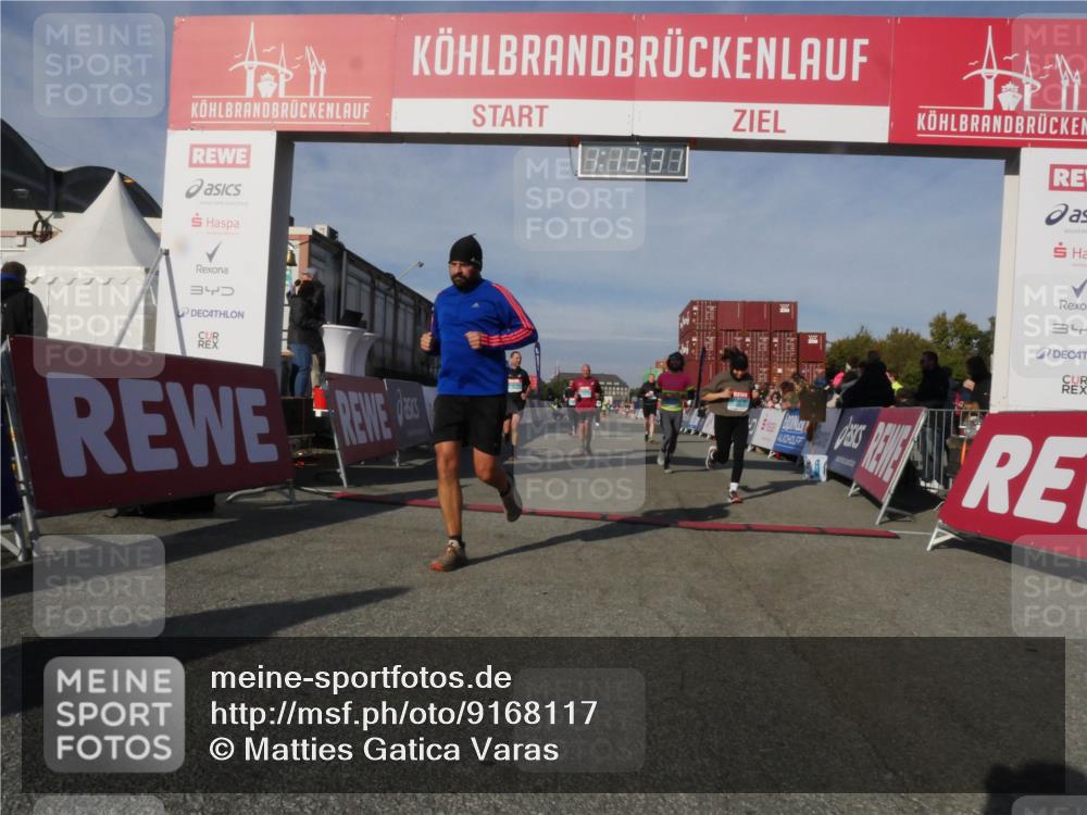 03.10.2025 - Köhlbrandbrückenlauf Matties Gatica Varas http://msf.ph/oto/9168117 03.10.2025 10:13:33 Ziel 1181, 1191, 1227, 1260, 1611, 2209, 3371, 3473 meine-sportfotos.de