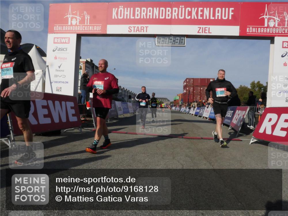 03.10.2025 - Köhlbrandbrückenlauf Matties Gatica Varas http://msf.ph/oto/9168128 03.10.2025 10:13:38 Ziel 1611, 1891, 2110, 3134, 3371, 3473 meine-sportfotos.de