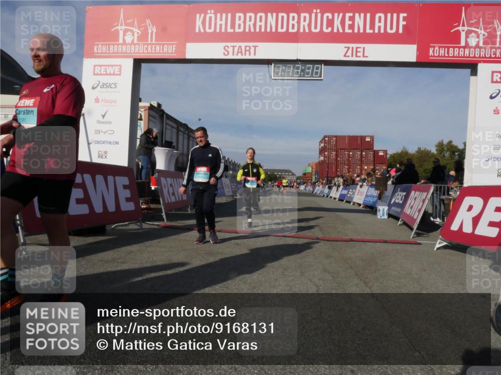 03.10.2025 - Köhlbrandbrückenlauf Matties Gatica Varas http://msf.ph/oto/9168131 03.10.2025 10:13:40 Ziel 1891, 2110, 2144, 2171, 3134, 3371 meine-sportfotos.de