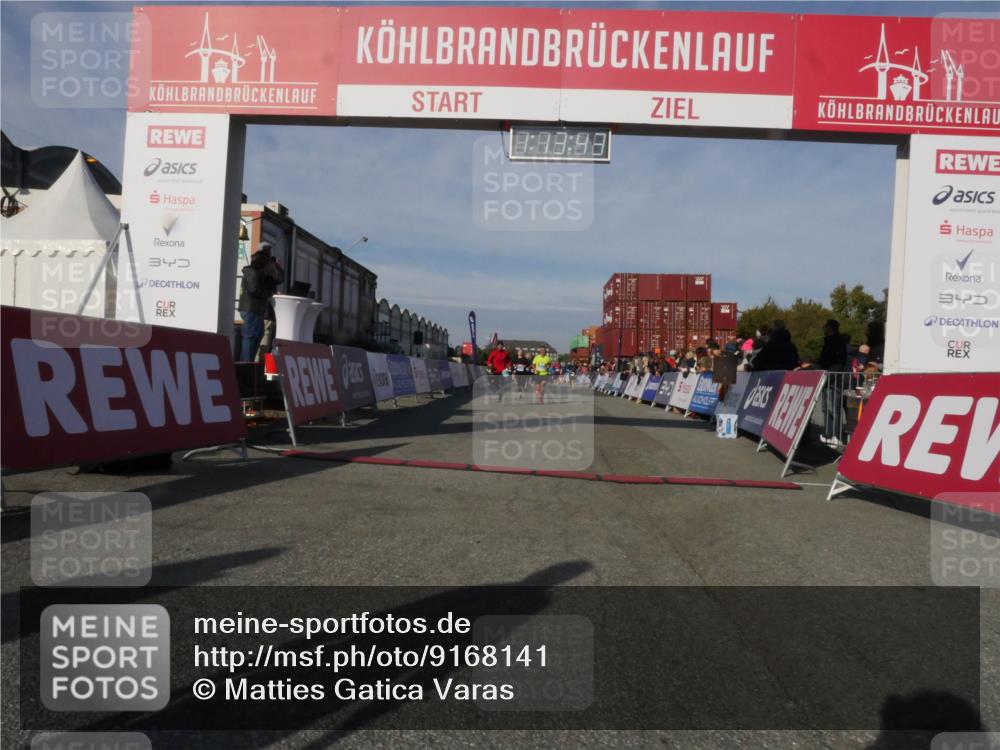 03.10.2025 - Köhlbrandbrückenlauf Matties Gatica Varas http://msf.ph/oto/9168141 03.10.2025 10:13:45 Ziel 1296, 1770, 1891, 2110, 2126, 2144, 2171, 2246, 3057, 3134 meine-sportfotos.de
