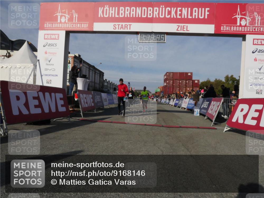 03.10.2025 - Köhlbrandbrückenlauf Matties Gatica Varas http://msf.ph/oto/9168146 03.10.2025 10:13:47 Ziel 1296, 1770, 1891, 2110, 2126, 2144, 2171, 2246, 3057, 3134 meine-sportfotos.de