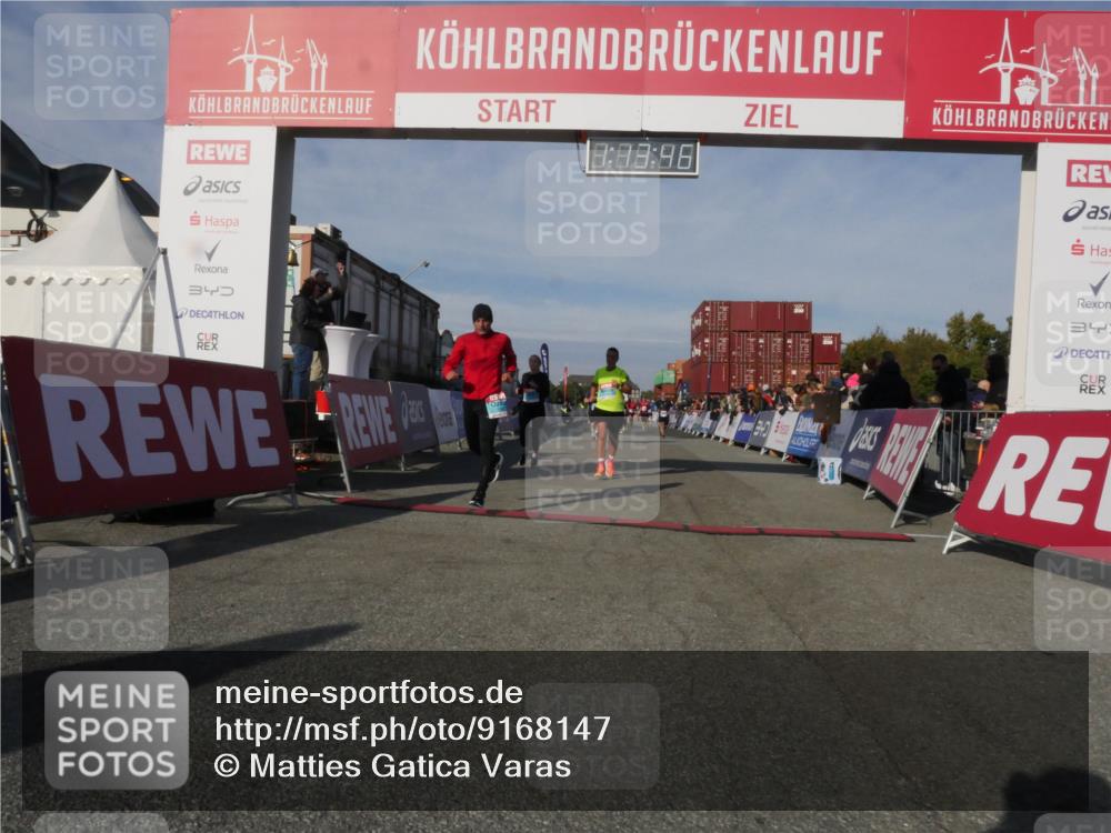 03.10.2025 - Köhlbrandbrückenlauf Matties Gatica Varas http://msf.ph/oto/9168147 03.10.2025 10:13:47 Ziel 1296, 1770, 1891, 2110, 2126, 2144, 2171, 2246, 3057, 3134 meine-sportfotos.de