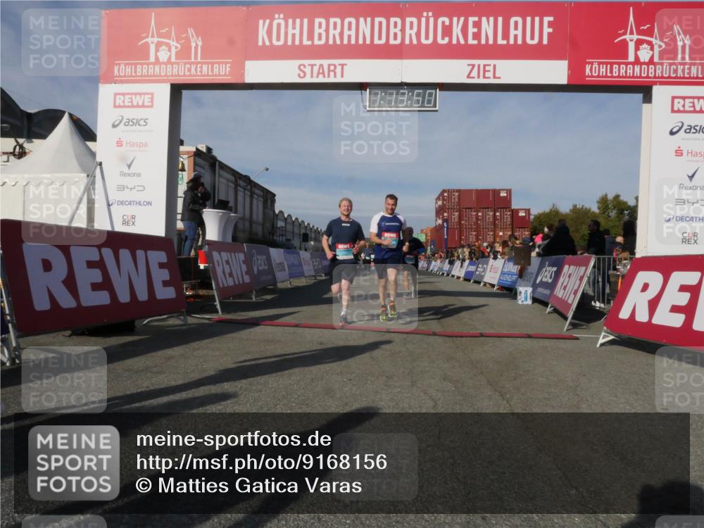 03.10.2025 - Köhlbrandbrückenlauf Matties Gatica Varas http://msf.ph/oto/9168156 03.10.2025 10:13:52 Ziel 1267, 1296, 1455, 1515, 1627, 1642, 1770, 1848, 2093, 2126, 2144, 2171, 2246, 3028, 3057, 3244, 3392 meine-sportfotos.de
