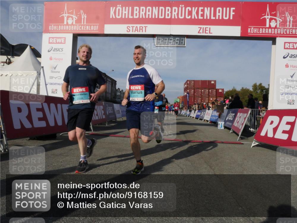 03.10.2025 - Köhlbrandbrückenlauf Matties Gatica Varas http://msf.ph/oto/9168159 03.10.2025 10:13:53 Ziel 1267, 1272, 1296, 1455, 1515, 1627, 1642, 1770, 1848, 2093, 2126, 2246, 3028, 3057, 3244, 3392 meine-sportfotos.de