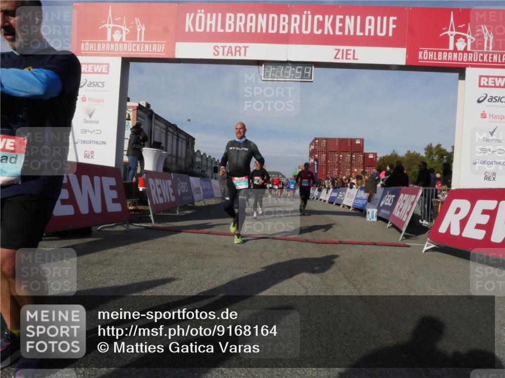 03.10.2025 - Köhlbrandbrückenlauf Matties Gatica Varas http://msf.ph/oto/9168164 03.10.2025 10:13:55 Ziel 1267, 1272, 1455, 1515, 1627, 1642, 1770, 1848, 2093, 2126, 2246, 3028, 3057, 3244, 3392 meine-sportfotos.de