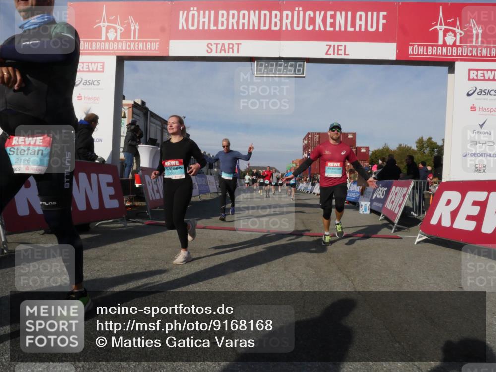 03.10.2025 - Köhlbrandbrückenlauf Matties Gatica Varas http://msf.ph/oto/9168168 03.10.2025 10:13:57 Ziel 1169, 1267, 1272, 1455, 1515, 1627, 1642, 1738, 1770, 1848, 2054, 2093, 2246, 3028, 3126, 3244, 3392 meine-sportfotos.de