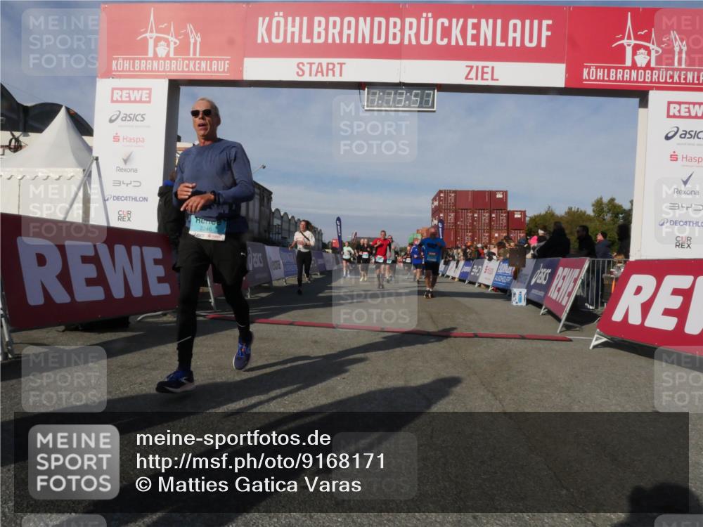 03.10.2025 - Köhlbrandbrückenlauf Matties Gatica Varas http://msf.ph/oto/9168171 03.10.2025 10:13:59 Ziel 1169, 1267, 1272, 1455, 1460, 1515, 1627, 1642, 1738, 1848, 2054, 2093, 3028, 3126, 3244, 3392, 3724 meine-sportfotos.de