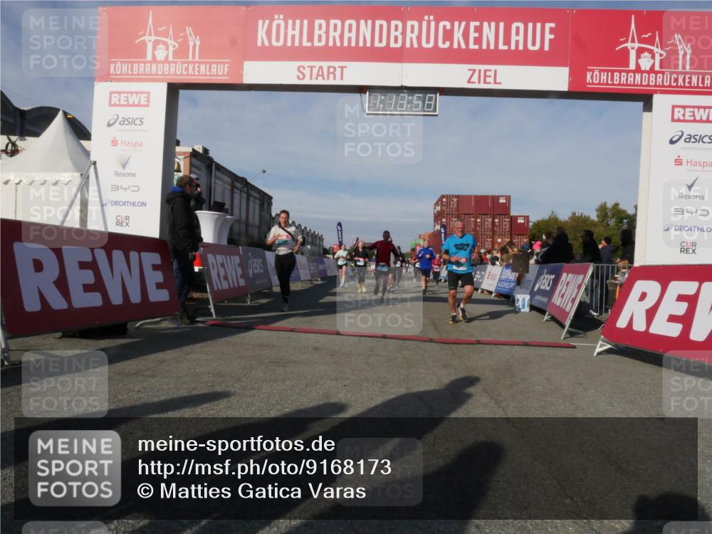03.10.2025 - Köhlbrandbrückenlauf Matties Gatica Varas http://msf.ph/oto/9168173 03.10.2025 10:14:00 Ziel 1169, 1267, 1272, 1455, 1460, 1515, 1627, 1642, 1738, 1848, 2054, 2093, 3028, 3126, 3244, 3392, 3724, 3761 meine-sportfotos.de