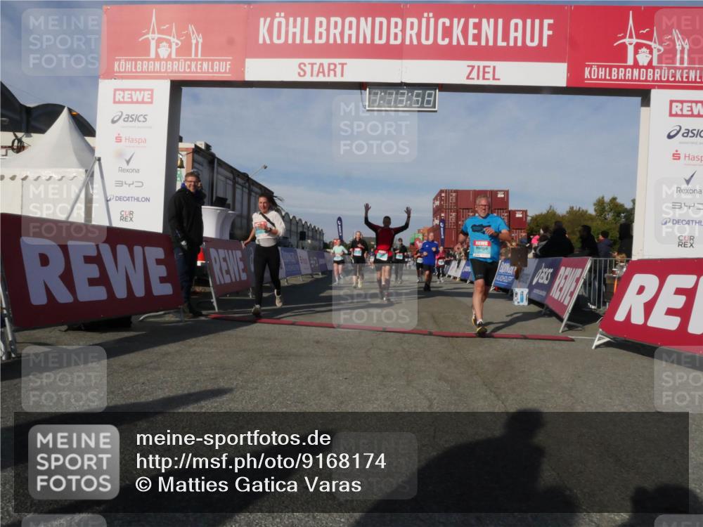 03.10.2025 - Köhlbrandbrückenlauf Matties Gatica Varas http://msf.ph/oto/9168174 03.10.2025 10:14:00 Ziel 1169, 1267, 1272, 1455, 1460, 1515, 1627, 1642, 1738, 1848, 2054, 2093, 3028, 3126, 3244, 3392, 3724, 3761 meine-sportfotos.de