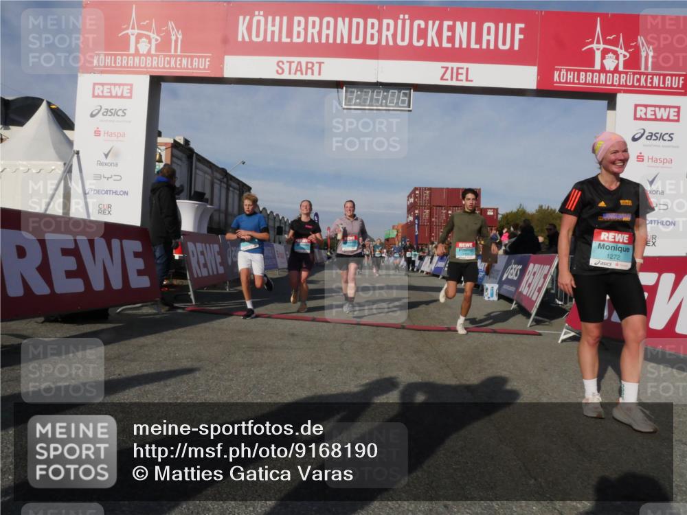 03.10.2025 - Köhlbrandbrückenlauf Matties Gatica Varas http://msf.ph/oto/9168190 03.10.2025 10:14:08 Ziel 1169, 1431, 1460, 1514, 1604, 1738, 1947, 2054, 2122, 2276, 3060, 3062, 3126, 3372, 3469, 3724, 3735, 3761, 3793 meine-sportfotos.de