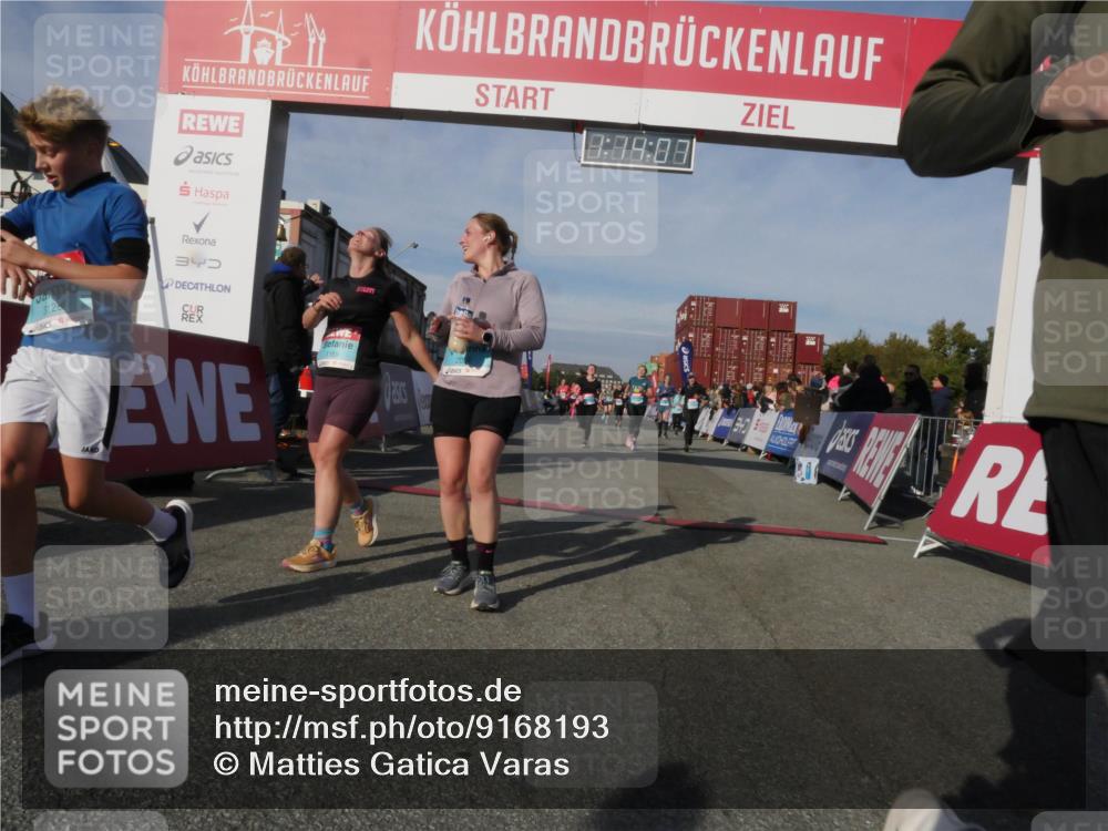03.10.2025 - Köhlbrandbrückenlauf Matties Gatica Varas http://msf.ph/oto/9168193 03.10.2025 10:14:09 Ziel 1431, 1460, 1514, 1604, 1947, 2122, 2276, 3060, 3062, 3372, 3469, 3724, 3735, 3761, 3793 meine-sportfotos.de
