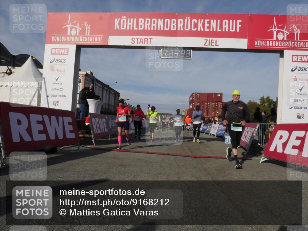 03.10.2025 - Köhlbrandbrückenlauf Matties Gatica Varas http://msf.ph/oto/9168212 03.10.2025 10:14:19 Ziel 1456, 1510, 1588, 1665, 1714, 1782, 1843, 1892, 1947, 2007, 2276, 2345, 2699, 3060, 3062, 3540, 3644, 3665, 3666 meine-sportfotos.de