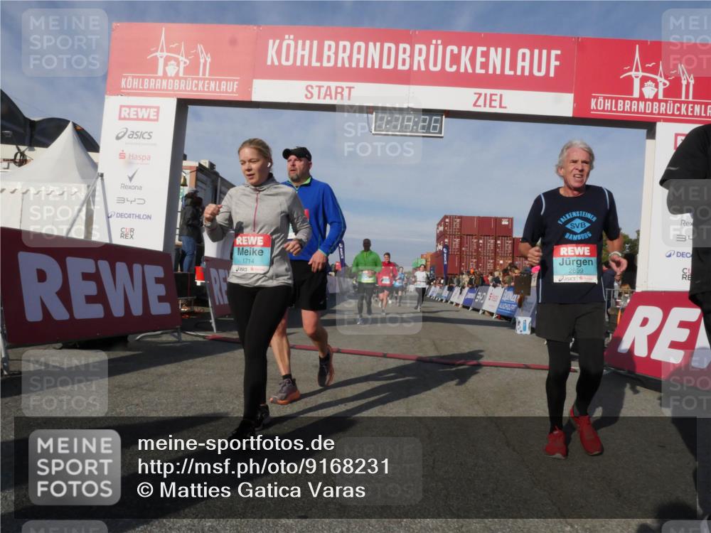 03.10.2025 - Köhlbrandbrückenlauf Matties Gatica Varas http://msf.ph/oto/9168231 03.10.2025 10:14:28 Ziel 1456, 1843, 1925, 2749, 3168, 3326, 3644, 3665, 3666 meine-sportfotos.de