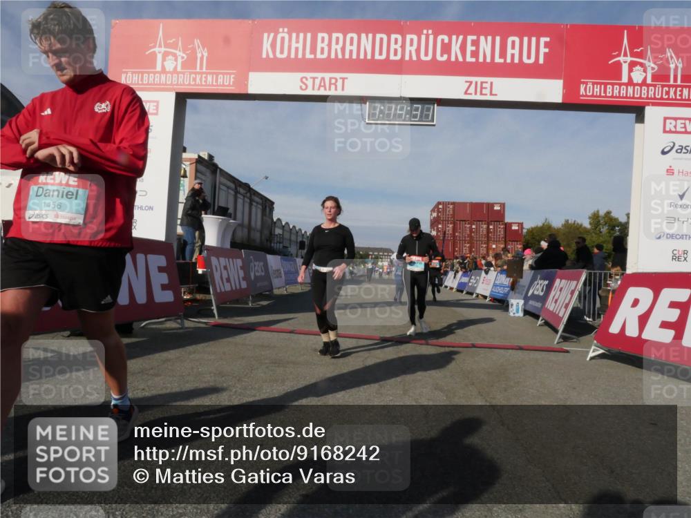 03.10.2025 - Köhlbrandbrückenlauf Matties Gatica Varas http://msf.ph/oto/9168242 03.10.2025 10:14:33 Ziel 1735, 1925, 2749, 3168, 3326 meine-sportfotos.de