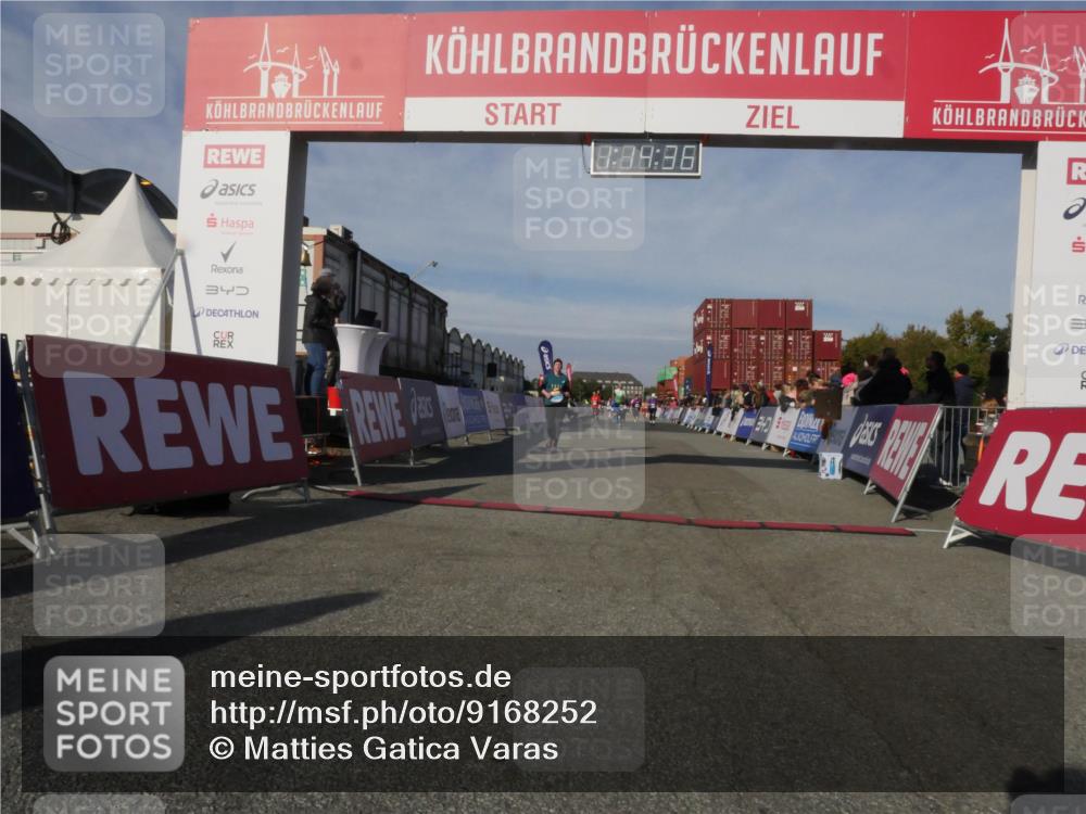 03.10.2025 - Köhlbrandbrückenlauf Matties Gatica Varas http://msf.ph/oto/9168252 03.10.2025 10:14:38 Ziel 1305, 1735, 1820, 2230, 2986, 3461, 3843 meine-sportfotos.de