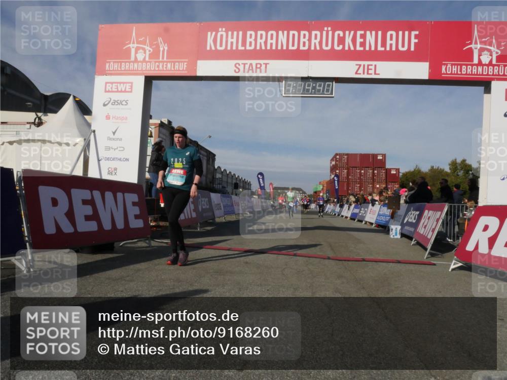 03.10.2025 - Köhlbrandbrückenlauf Matties Gatica Varas http://msf.ph/oto/9168260 03.10.2025 10:14:42 Ziel 1305, 1598, 1820, 2230, 2747, 2938, 2951, 2986, 3461, 3645, 3744, 3843 meine-sportfotos.de
