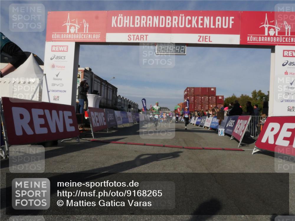 03.10.2025 - Köhlbrandbrückenlauf Matties Gatica Varas http://msf.ph/oto/9168265 03.10.2025 10:14:44 Ziel 1305, 1598, 1820, 2230, 2747, 2938, 2951, 2986, 3461, 3645, 3744, 3843 meine-sportfotos.de