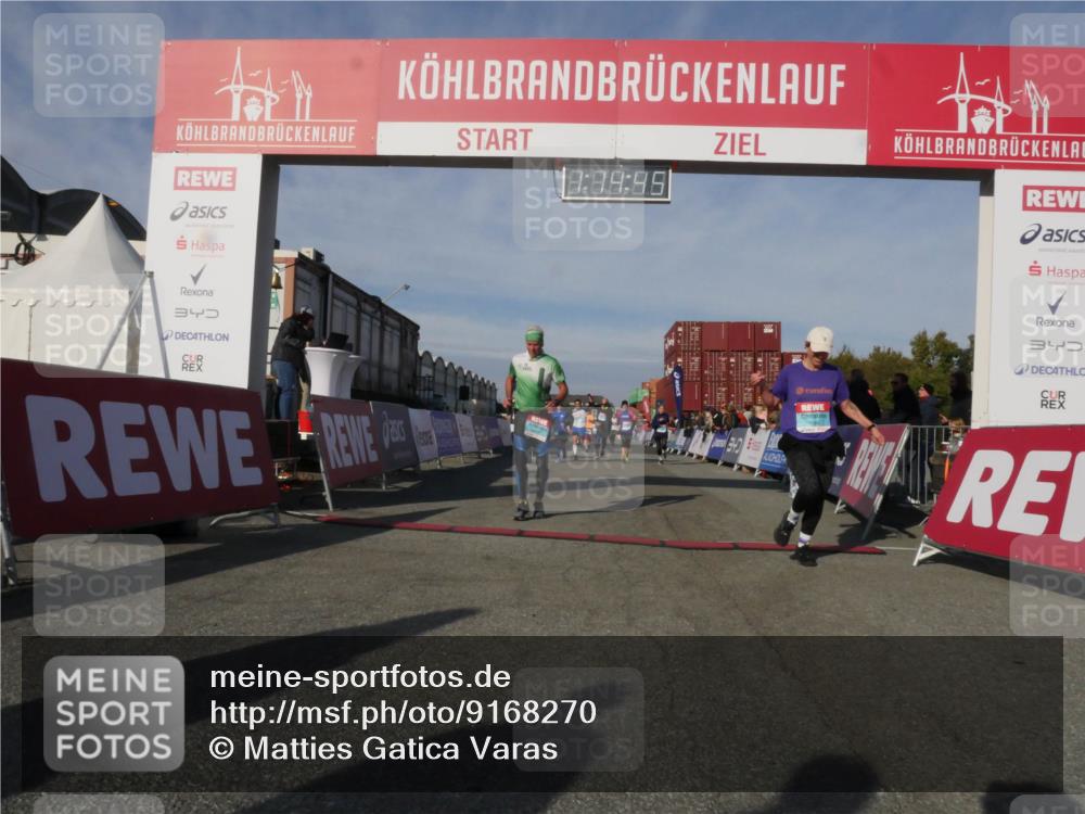 03.10.2025 - Köhlbrandbrückenlauf Matties Gatica Varas http://msf.ph/oto/9168270 03.10.2025 10:14:47 Ziel 1305, 1598, 1633, 1820, 2230, 2747, 2832, 2834, 2837, 2938, 2951, 3461, 3499, 3500, 3645, 3744, 3843 meine-sportfotos.de