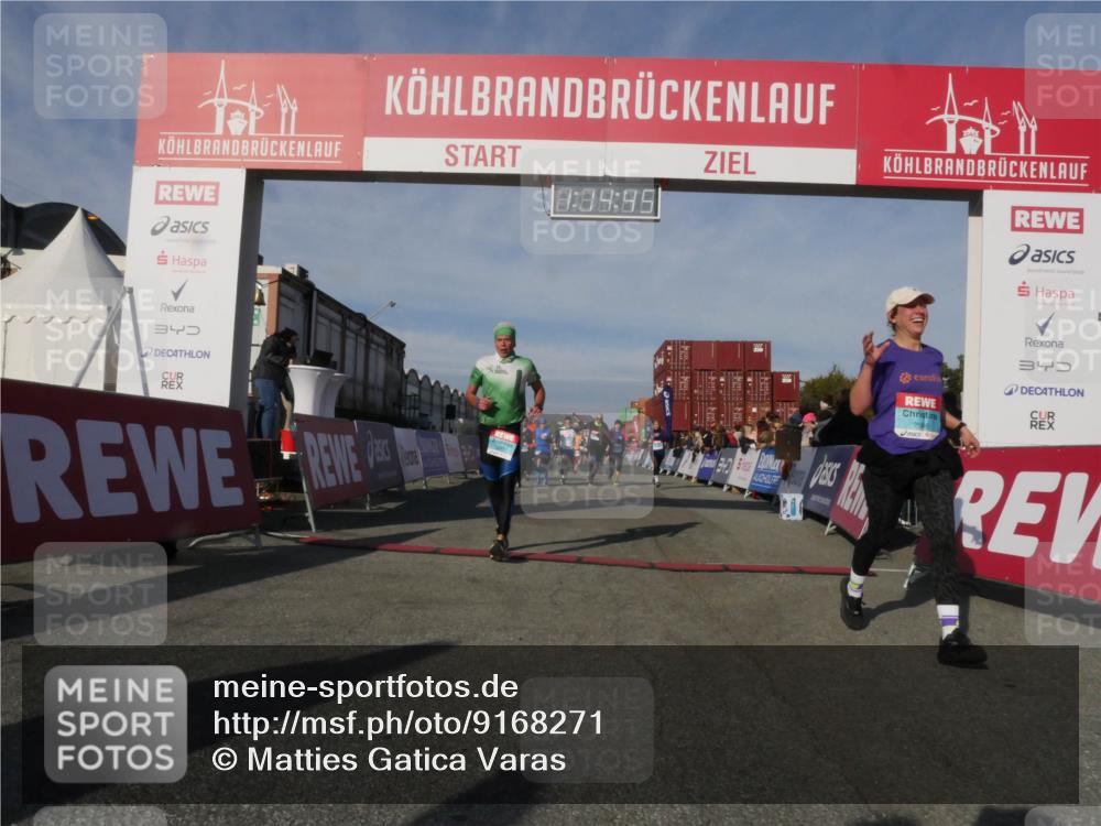 03.10.2025 - Köhlbrandbrückenlauf Matties Gatica Varas http://msf.ph/oto/9168271 03.10.2025 10:14:47 Ziel 1305, 1598, 1633, 1820, 2230, 2747, 2832, 2834, 2837, 2938, 2951, 3461, 3499, 3500, 3645, 3744, 3843 meine-sportfotos.de