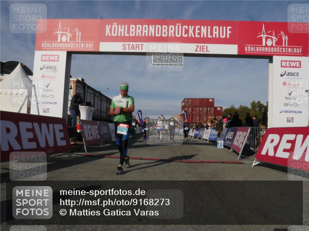 03.10.2025 - Köhlbrandbrückenlauf Matties Gatica Varas http://msf.ph/oto/9168273 03.10.2025 10:14:48 Ziel 1305, 1427, 1598, 1633, 1820, 2230, 2747, 2832, 2834, 2837, 2938, 2951, 3499, 3500, 3645, 3744, 3843 meine-sportfotos.de