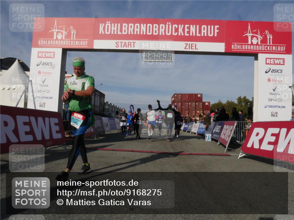 03.10.2025 - Köhlbrandbrückenlauf Matties Gatica Varas http://msf.ph/oto/9168275 03.10.2025 10:14:49 Ziel 1305, 1427, 1598, 1633, 1711, 1820, 2230, 2747, 2832, 2834, 2837, 2938, 2951, 3499, 3500, 3645, 3744, 3843 meine-sportfotos.de