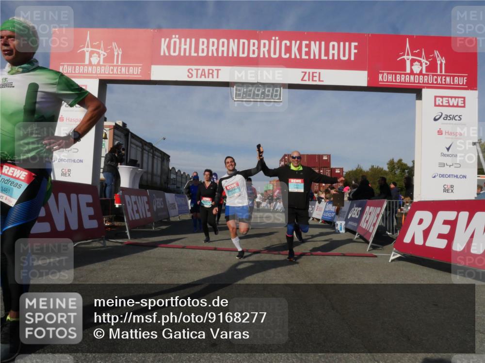 03.10.2025 - Köhlbrandbrückenlauf Matties Gatica Varas http://msf.ph/oto/9168277 03.10.2025 10:14:50 Ziel 1305, 1427, 1598, 1633, 1711, 1820, 2230, 2747, 2832, 2834, 2837, 2938, 2951, 3499, 3500, 3645, 3744, 3843 meine-sportfotos.de