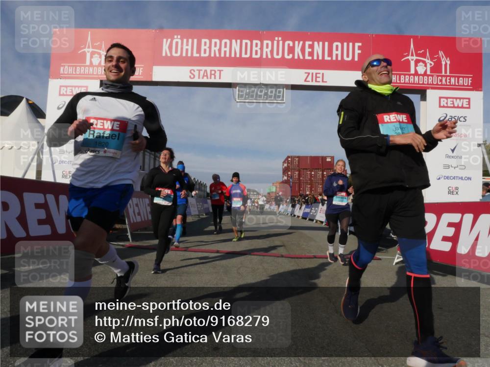 03.10.2025 - Köhlbrandbrückenlauf Matties Gatica Varas http://msf.ph/oto/9168279 03.10.2025 10:14:51 Ziel 1427, 1598, 1633, 1674, 1711, 2747, 2812, 2832, 2834, 2837, 2938, 2951, 3499, 3500, 3645, 3699, 3744 meine-sportfotos.de