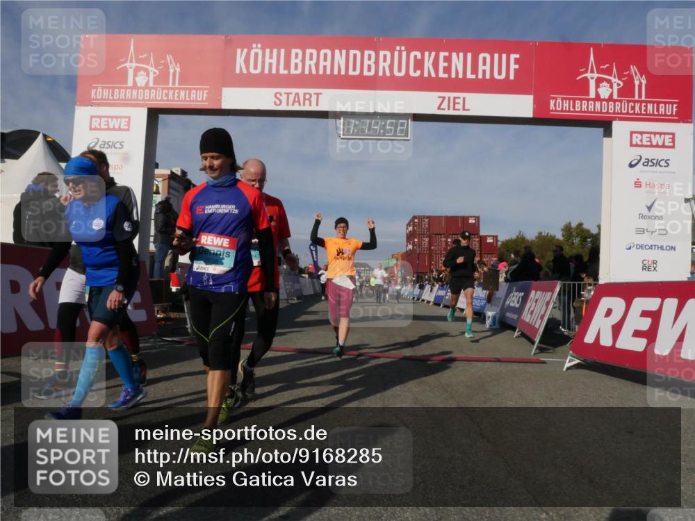 03.10.2025 - Köhlbrandbrückenlauf Matties Gatica Varas http://msf.ph/oto/9168285 03.10.2025 10:14:54 Ziel 1220, 1427, 1633, 1655, 1674, 1711, 2812, 2832, 2834, 2837, 3499, 3500, 3699, 3744 meine-sportfotos.de