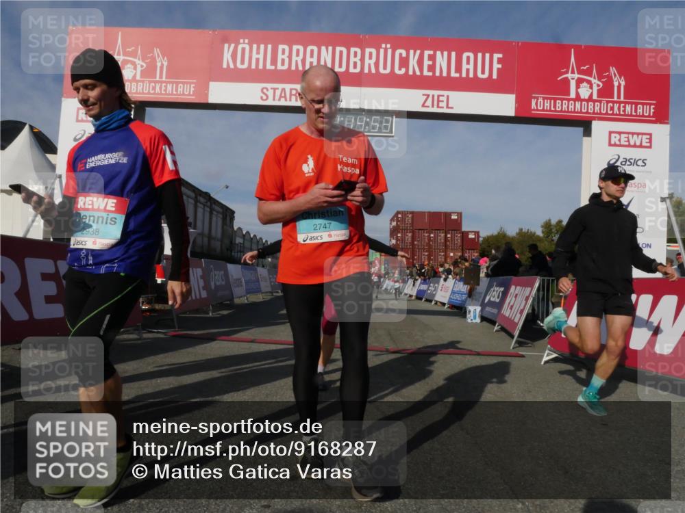03.10.2025 - Köhlbrandbrückenlauf Matties Gatica Varas http://msf.ph/oto/9168287 03.10.2025 10:14:55 Ziel 1220, 1427, 1633, 1655, 1674, 1711, 2812, 2832, 2834, 2837, 3499, 3500, 3699 meine-sportfotos.de
