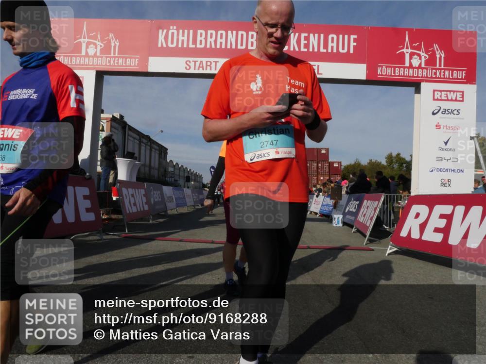 03.10.2025 - Köhlbrandbrückenlauf Matties Gatica Varas http://msf.ph/oto/9168288 03.10.2025 10:14:55 Ziel 1220, 1427, 1633, 1655, 1674, 1711, 2812, 2832, 2834, 2837, 3499, 3500, 3699 meine-sportfotos.de