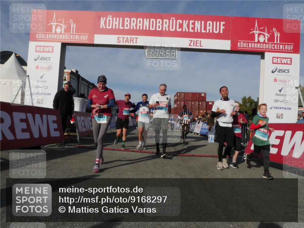 03.10.2025 - Köhlbrandbrückenlauf Matties Gatica Varas http://msf.ph/oto/9168297 03.10.2025 10:14:59 Ziel 1220, 1427, 1655, 1674, 1711, 1813, 1852, 2044, 2812, 2832, 2834, 2837, 3499, 3500, 3699, 3750 meine-sportfotos.de