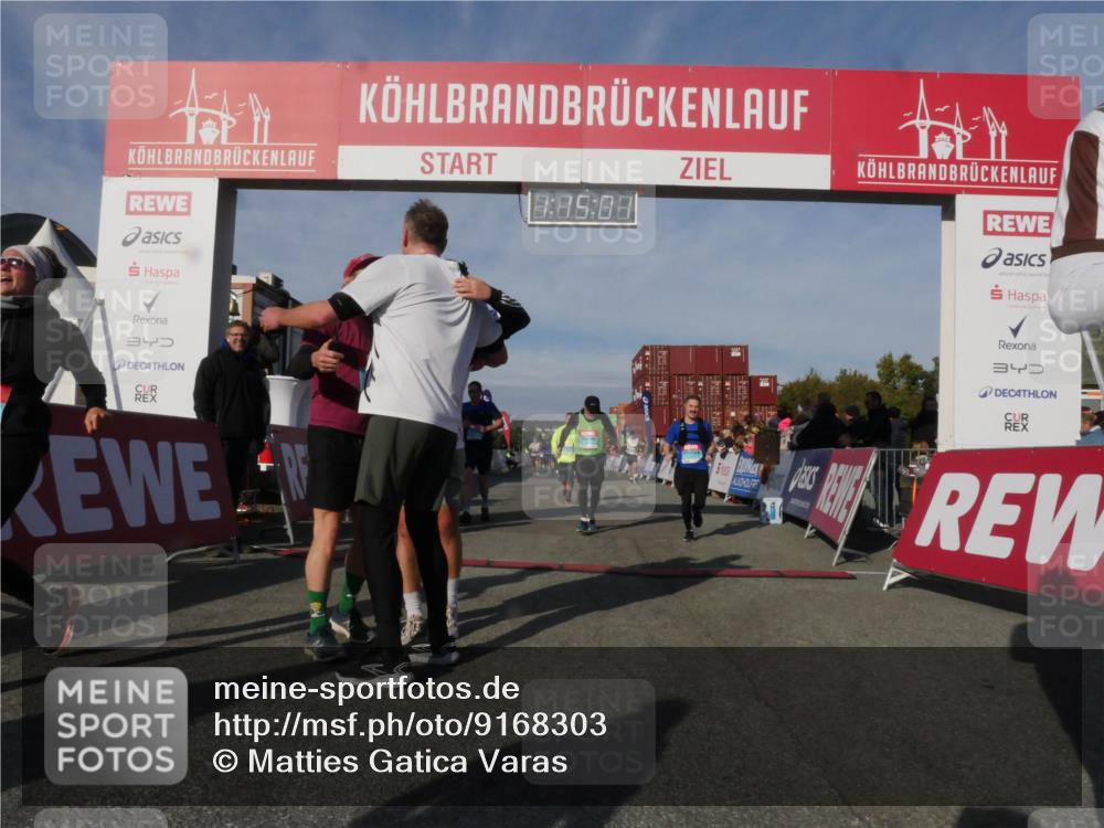 03.10.2025 - Köhlbrandbrückenlauf Matties Gatica Varas http://msf.ph/oto/9168303 03.10.2025 10:15:02 Ziel 1220, 1551, 1655, 1674, 1797, 1813, 1852, 2044, 2206, 2207, 2812, 3144, 3169, 3699, 3750 meine-sportfotos.de