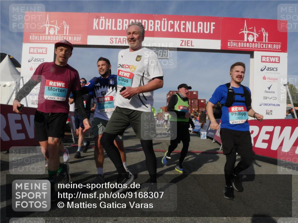 03.10.2025 - Köhlbrandbrückenlauf Matties Gatica Varas http://msf.ph/oto/9168307 03.10.2025 10:15:04 Ziel 1193, 1195, 1220, 1480, 1551, 1655, 1797, 1813, 1852, 2044, 2206, 2207, 3144, 3169, 3750 meine-sportfotos.de