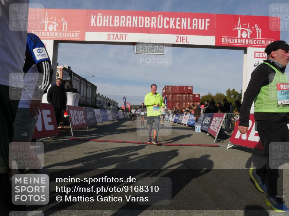 03.10.2025 - Köhlbrandbrückenlauf Matties Gatica Varas http://msf.ph/oto/9168310 03.10.2025 10:15:06 Ziel 1193, 1195, 1480, 1551, 1797, 1813, 1852, 2044, 2206, 2207, 3144, 3169, 3206, 3207, 3348, 3750 meine-sportfotos.de