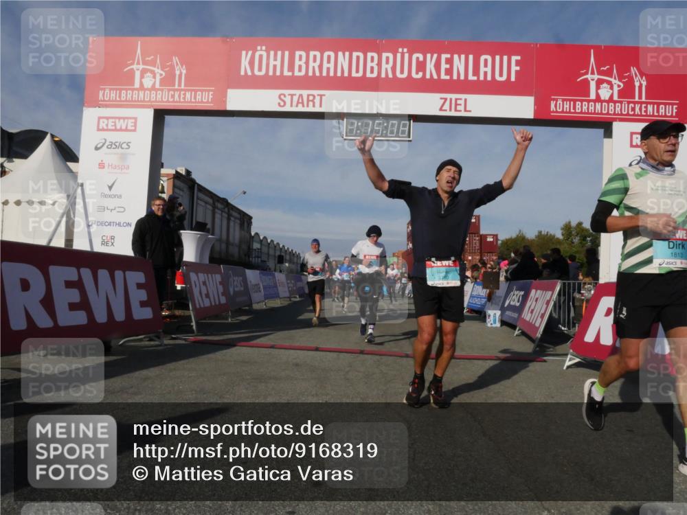 03.10.2025 - Köhlbrandbrückenlauf Matties Gatica Varas http://msf.ph/oto/9168319 03.10.2025 10:15:10 Ziel 1193, 1195, 1480, 1551, 1785, 1797, 1852, 2044, 2147, 2206, 2207, 2707, 3037, 3144, 3169, 3206, 3207, 3214, 3229, 3339, 3348, 3470, 3471, 3668 meine-sportfotos.de