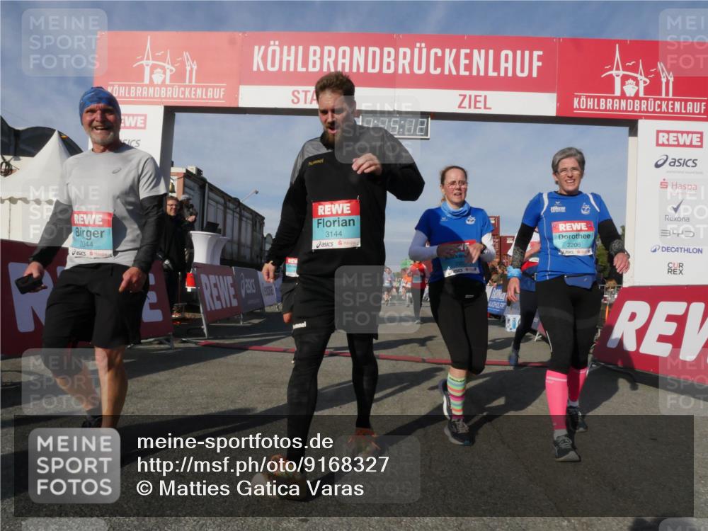 03.10.2025 - Köhlbrandbrückenlauf Matties Gatica Varas http://msf.ph/oto/9168327 03.10.2025 10:15:14 Ziel 1193, 1195, 1324, 1480, 1523, 1551, 1693, 1761, 1773, 1785, 1797, 1922, 2147, 2707, 3037, 3206, 3207, 3214, 3229, 3339, 3348, 3470, 3471, 3668 meine-sportfotos.de