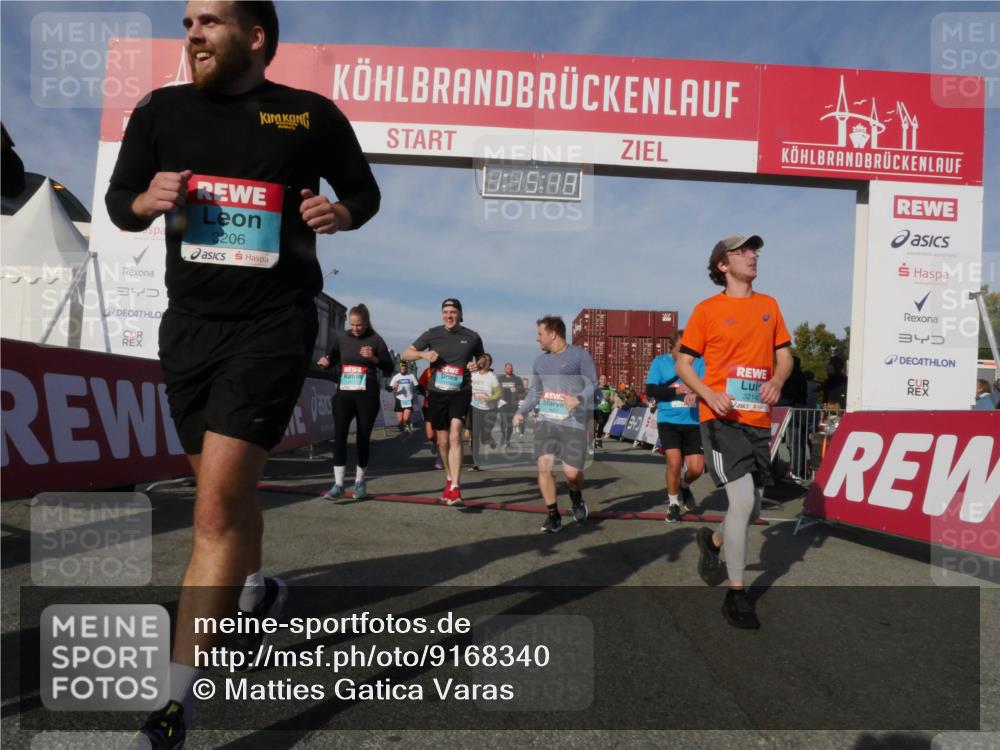 03.10.2025 - Köhlbrandbrückenlauf Matties Gatica Varas http://msf.ph/oto/9168340 03.10.2025 10:15:20 Ziel 1324, 1523, 1691, 1693, 1754, 1761, 1773, 1785, 1922, 2046, 2147, 2707, 3229, 3339, 3470, 3471, 3668, 3792 meine-sportfotos.de