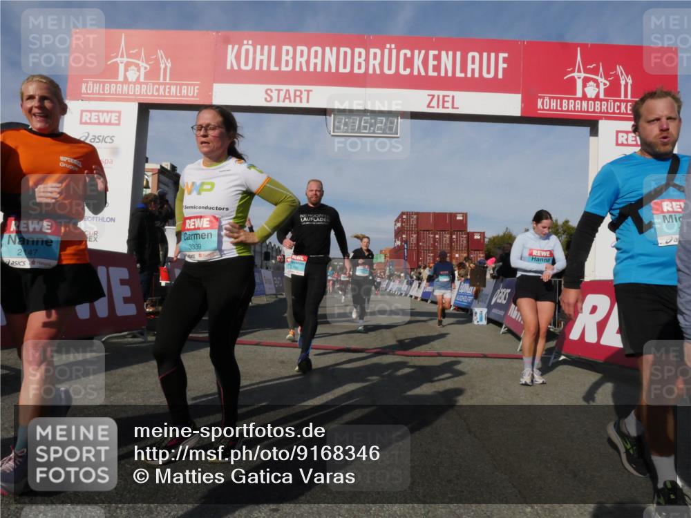 03.10.2025 - Köhlbrandbrückenlauf Matties Gatica Varas http://msf.ph/oto/9168346 03.10.2025 10:15:23 Ziel 1324, 1523, 1691, 1693, 1754, 1761, 1773, 1922, 2046, 3515, 3792 meine-sportfotos.de