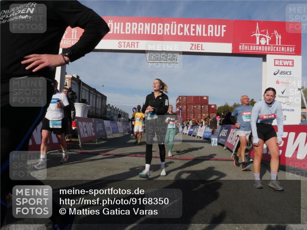 03.10.2025 - Köhlbrandbrückenlauf Matties Gatica Varas http://msf.ph/oto/9168350 03.10.2025 10:15:25 Ziel 1691, 1754, 1761, 1773, 1903, 1905, 1922, 2046, 2953, 3482, 3515, 3596, 3792 meine-sportfotos.de
