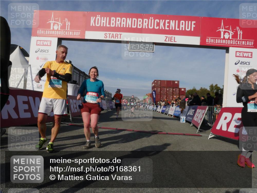 03.10.2025 - Köhlbrandbrückenlauf Matties Gatica Varas http://msf.ph/oto/9168361 03.10.2025 10:15:30 Ziel 1337, 1390, 1637, 1666, 1691, 1779, 1903, 1905, 2017, 2079, 2719, 2953, 3482, 3515, 3596, 3773 meine-sportfotos.de