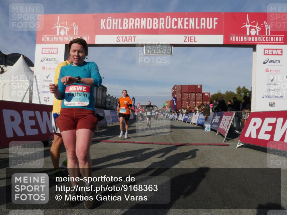 03.10.2025 - Köhlbrandbrückenlauf Matties Gatica Varas http://msf.ph/oto/9168363 03.10.2025 10:15:31 Ziel 1337, 1390, 1637, 1666, 1691, 1779, 1903, 1905, 2017, 2079, 2719, 2953, 3482, 3515, 3596, 3773, 3788 meine-sportfotos.de