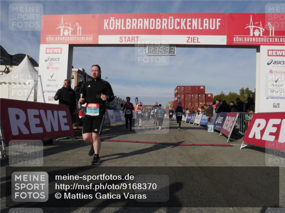 03.10.2025 - Köhlbrandbrückenlauf Matties Gatica Varas http://msf.ph/oto/9168370 03.10.2025 10:15:35 Ziel 1228, 1337, 1390, 1637, 1666, 1779, 1903, 1905, 2017, 2079, 2368, 2454, 2719, 2953, 3482, 3596, 3773, 3788 meine-sportfotos.de