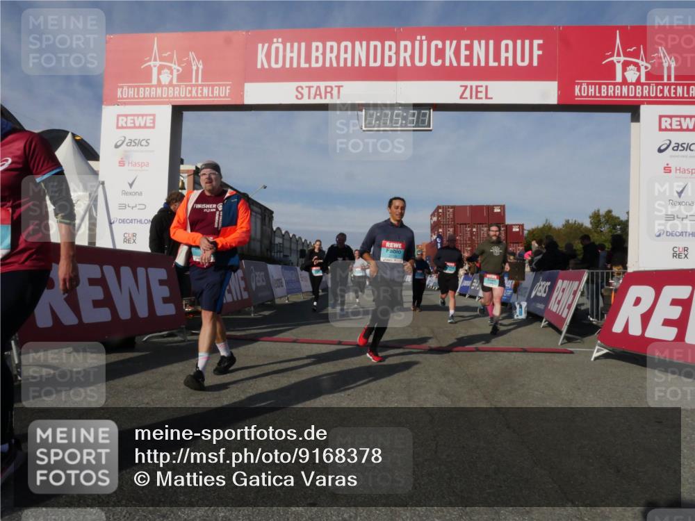 03.10.2025 - Köhlbrandbrückenlauf Matties Gatica Varas http://msf.ph/oto/9168378 03.10.2025 10:15:38 Ziel 1228, 1337, 1390, 1637, 1666, 1779, 1879, 2017, 2079, 2368, 2454, 2719, 2929, 2996, 3069, 3773, 3788 meine-sportfotos.de