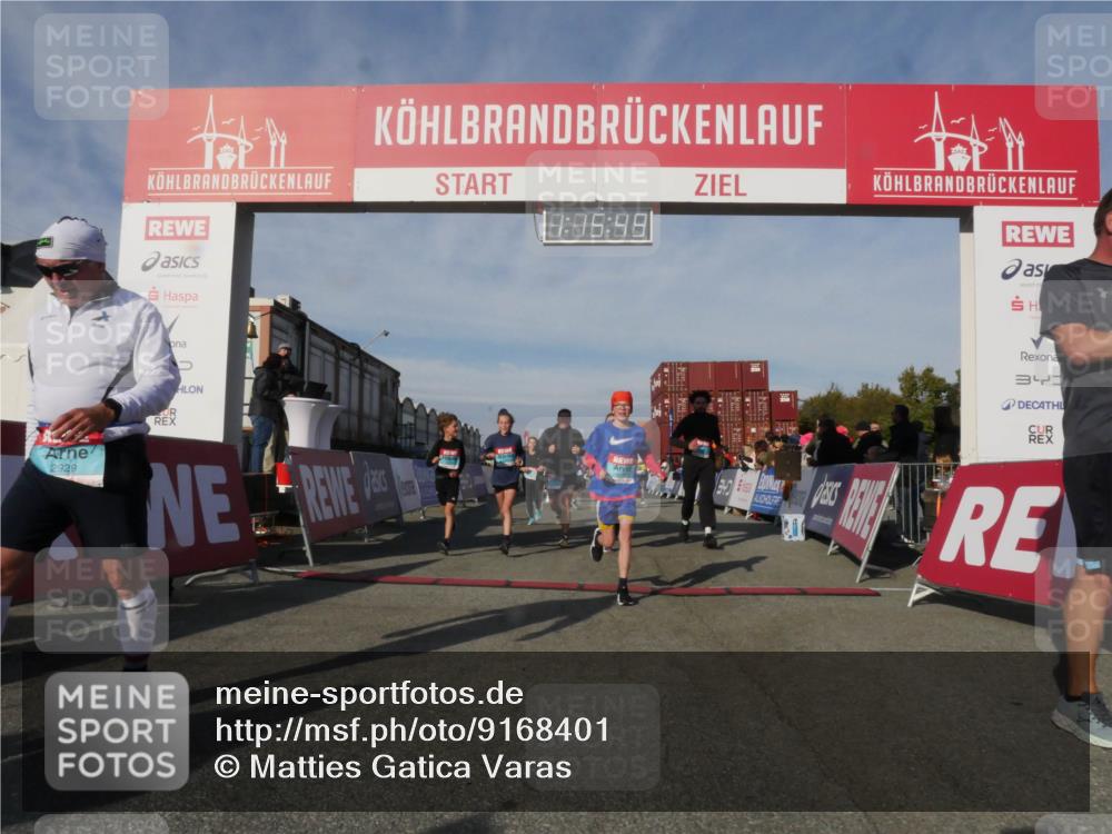 03.10.2025 - Köhlbrandbrückenlauf Matties Gatica Varas http://msf.ph/oto/9168401 03.10.2025 10:15:50 Ziel 1446, 1492, 1529, 1565, 1752, 2056, 2118, 2758, 2813, 2816, 2956, 2996, 3106, 3107, 3219, 3220, 3276, 3580, 3725, 3748, 3816, 3827 meine-sportfotos.de